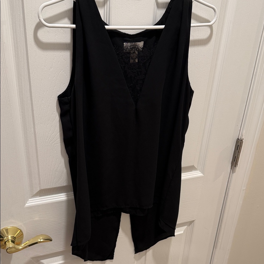Loft Elegant Black Sleeveless Top with Lace